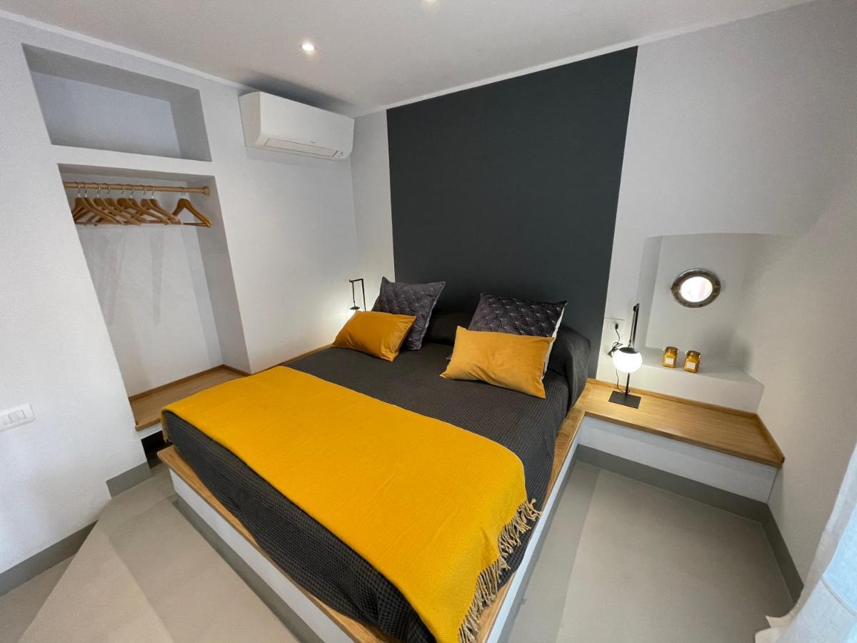 Mare E Cielo Luxury Apartment Sestri Levante Bagian luar foto